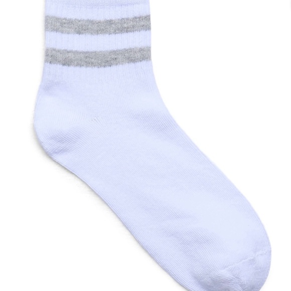 3 No Boundaries Ankle Socks, 3-Pack, Women's, Size 4-10 - Picture 12 of 16